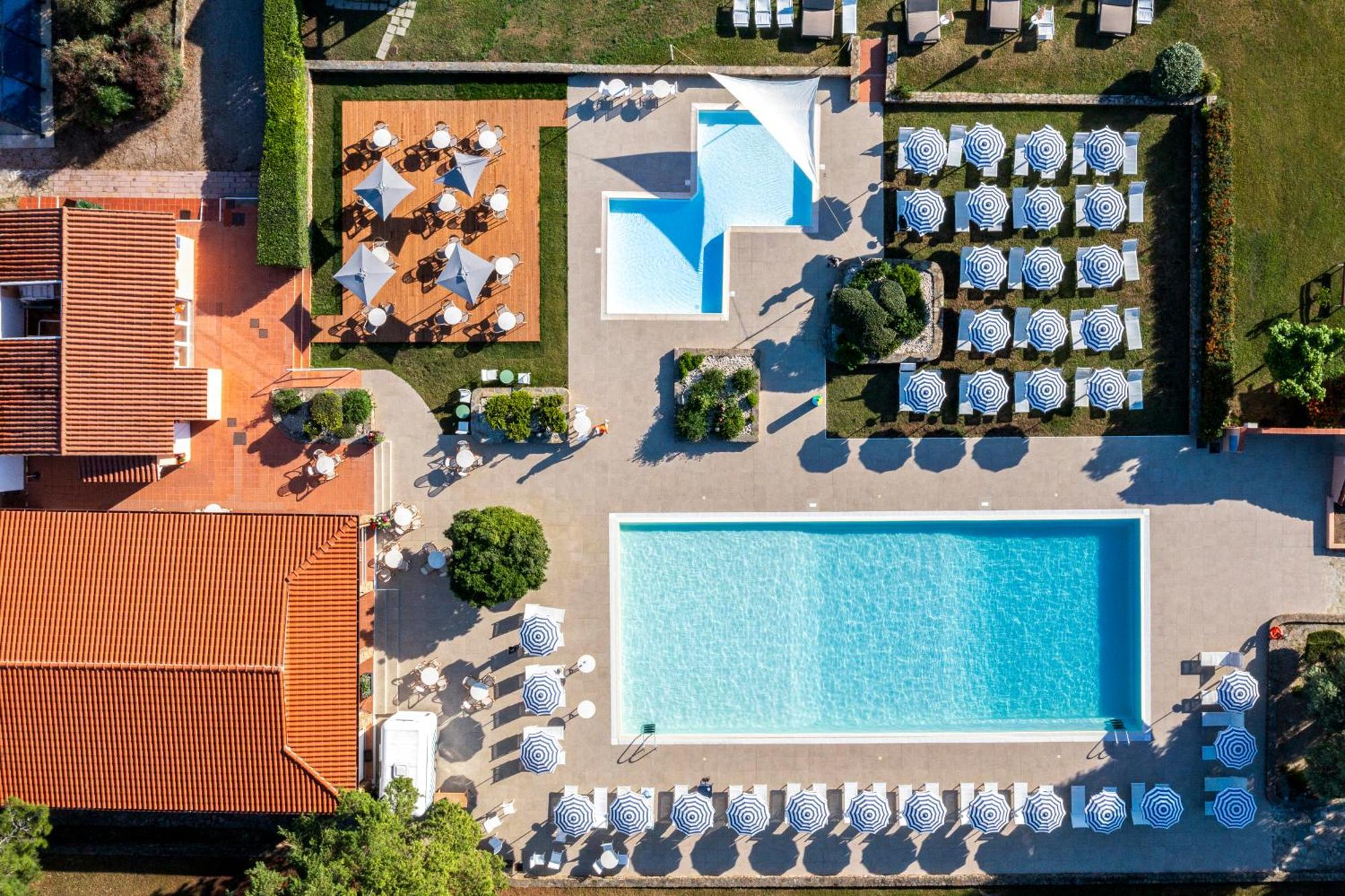 Mclub Budoni Exteriér fotografie